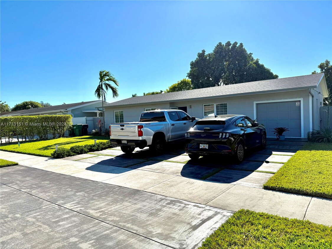 Foto principal - 11120 SW 154th St