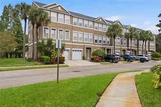 Building Photo - 3011 Pointeview Dr