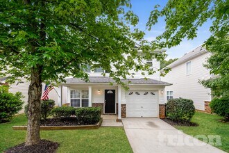Building Photo - 10247 Hugue Way