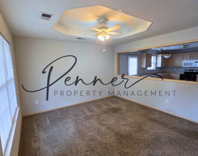 Foto del edificio - 209 NW Woodbury Dr