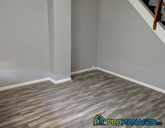Foto del edificio - 7128 Edmund St