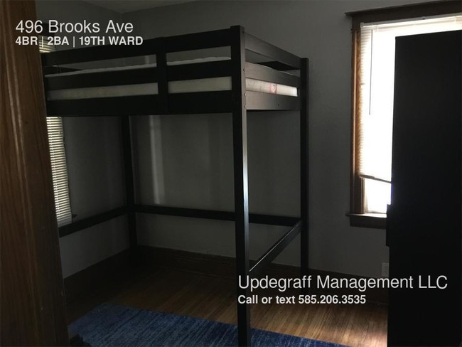 Building Photo - 496 Brooks Ave