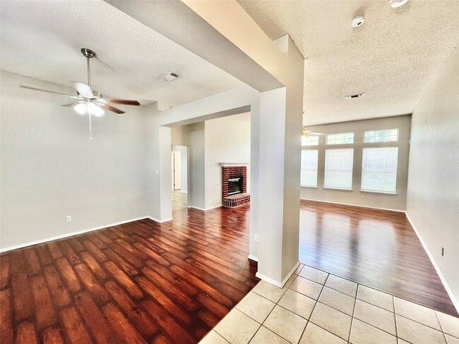Photo - 2210 Green Mere Drive Unit House