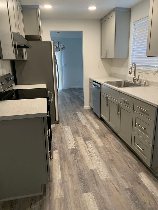 Foto del edificio - 3 br, 2.5 bath House - 17993 SW Robert Lane