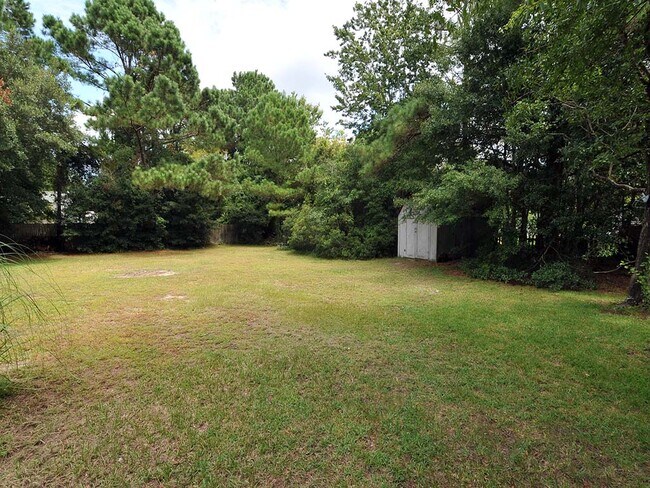 Foto del edificio - 213 El Ogden Dr