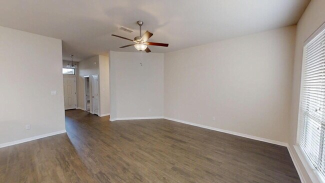 Foto del edificio - "Charming 3-Bedroom Home in Temple with Modern Granite Touches!"
