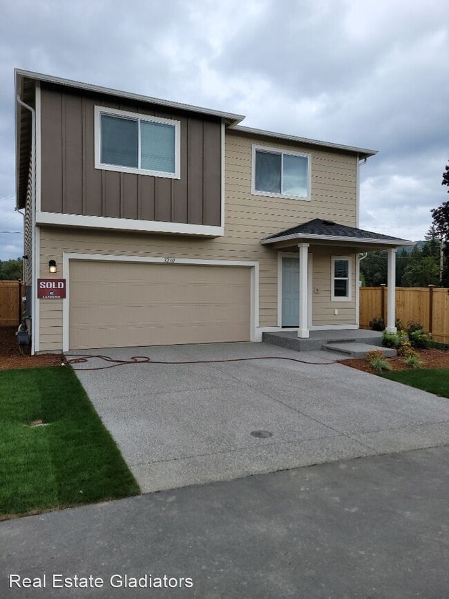 Building Photo - 4 br, 2.5 bath House - 32311 132nd St. SE