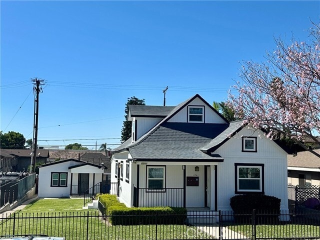 Foto del edificio - 6745 Newlin Ave