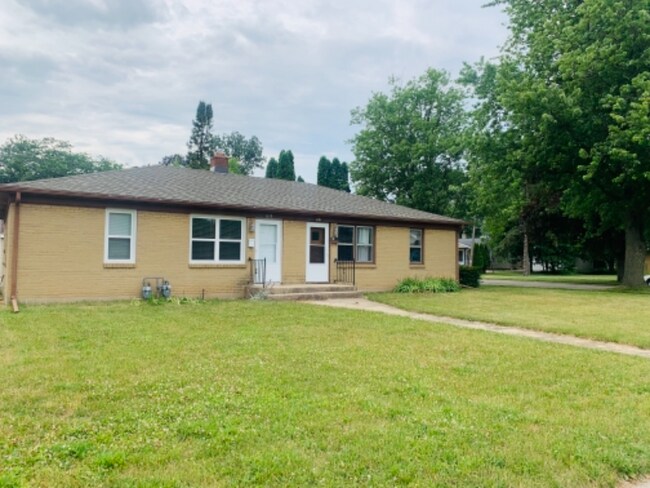 Foto del edificio - 1119 Milton Ave