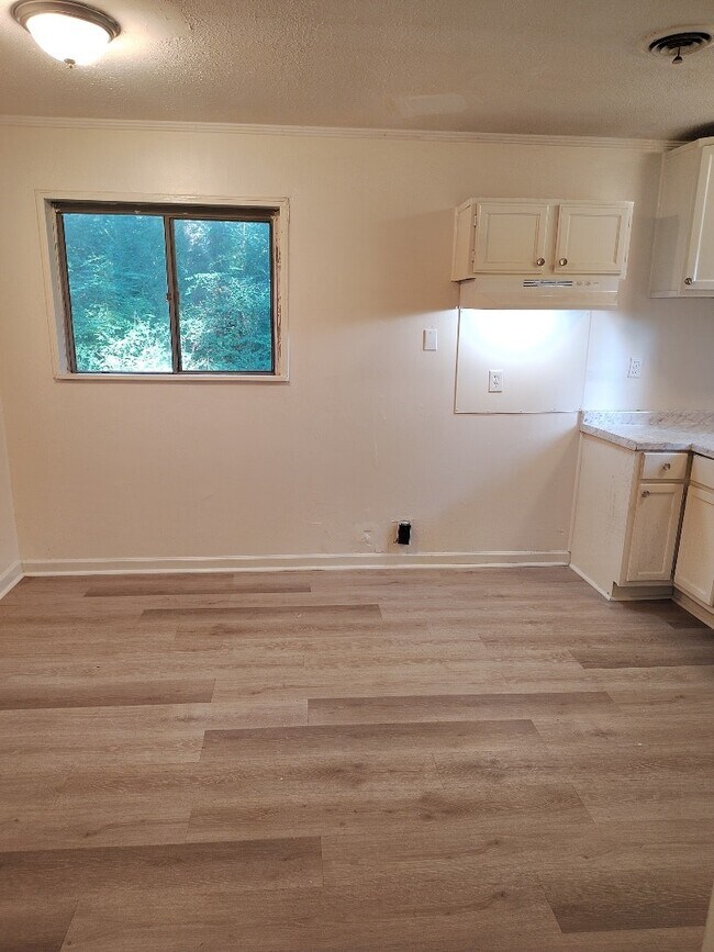 Foto del edificio - 5344 Queen Mary Ln