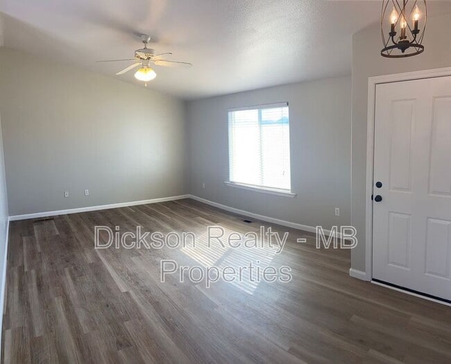 Foto del edificio - 162 Prairie Ln