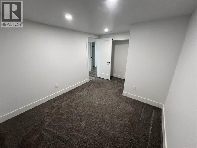 Building Photo - 23007 Reid Ave