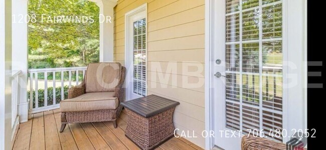 Building Photo - 1208 Fairwinds Dr