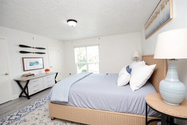 Building Photo - 13507 White Cliff Dr