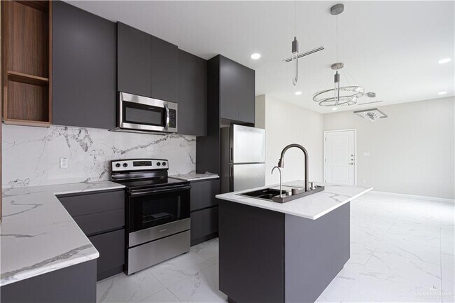 Foto del edificio - 16 Hummingbird Ave