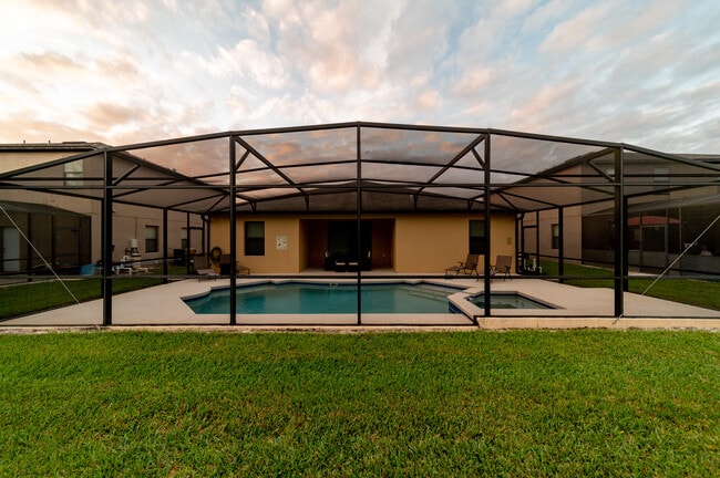 Foto del edificio - 1138 Cypress Pointe Blvd