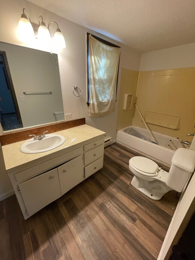 Foto del edificio - 331 W Kibby St