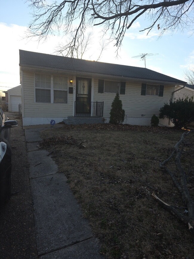 Section 8 Accepted! - Section 8 Accepted! Apartment