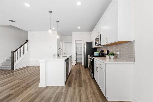 Foto del edificio - 120 Hartson Dr