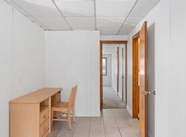 Building Photo - 157 Harry L Dr