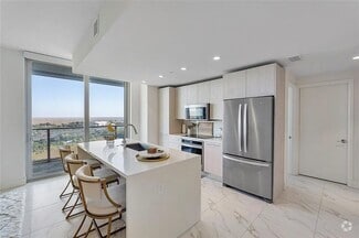 Building Photo - 2000 Metropica Wy