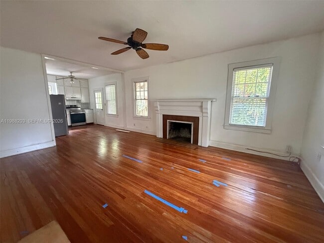 Building Photo - 3972 Loquat Ave