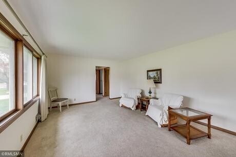 Foto del edificio - 3800 Commodore Dr