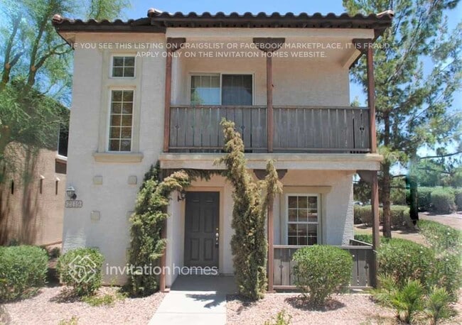 Building Photo - 2119 E Huntington Dr