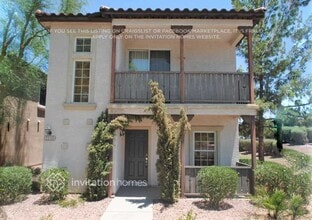 Building Photo - 2119 E Huntington Dr