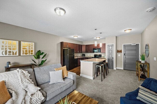 Foto del edificio - 8350 Cascade Ave