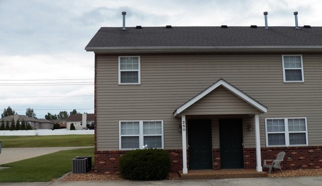 Building/front - 262 W Main St