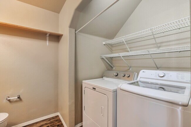 Foto del edificio - 9278 W 107th Pl