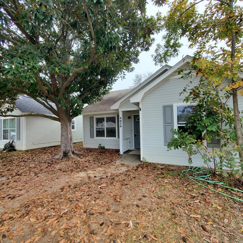 Foto principal - Charming Single-Story Haven in the Blue Po...