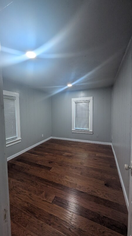 Foto del edificio - 212 N Penn Ave