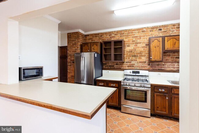Foto del edificio - 1647 Hobart St NW