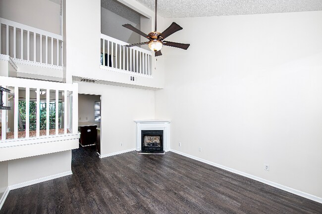 Building Photo - 3040 Caldwell Ridge Pkwy
