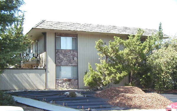 Building Photo - 2312 L St