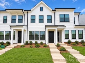 Building Photo - 6514 Harlech St