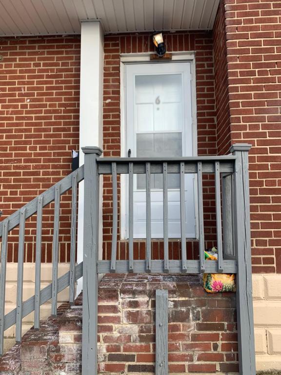 Foto del edificio - 20 W 2nd Ave