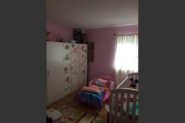 Foto del edificio - 77 L Nicholas Rd