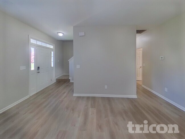 Building Photo - 3046 Willamette Valley Dr