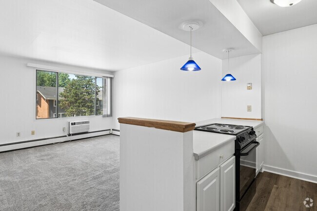 2 habitaciones, 1 baño - 700 pies cuadrados - Cocina - Lakeview Terrace Apartments