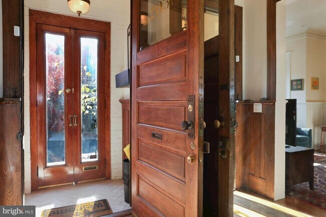 Foto del edificio - West End/Dupont Townhouse, 3BR, 3.5 Baths