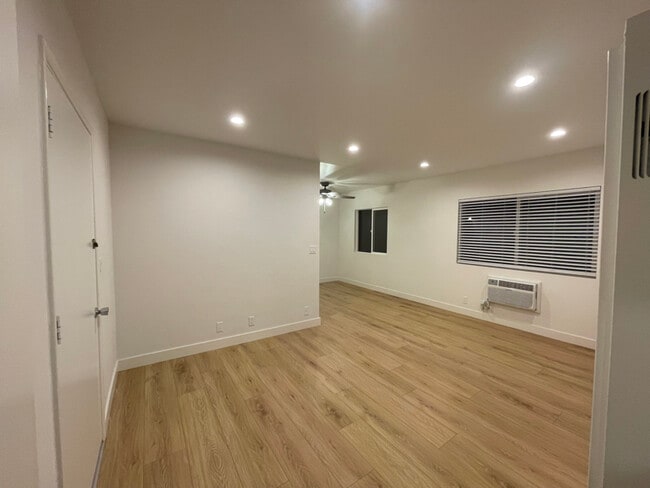 Foto del edificio - 3819 Park Pl