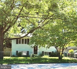 Building Photo - 509 Londontown Rd