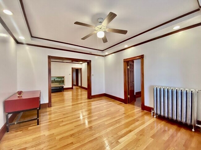 Foto del edificio - 447 Meridian St