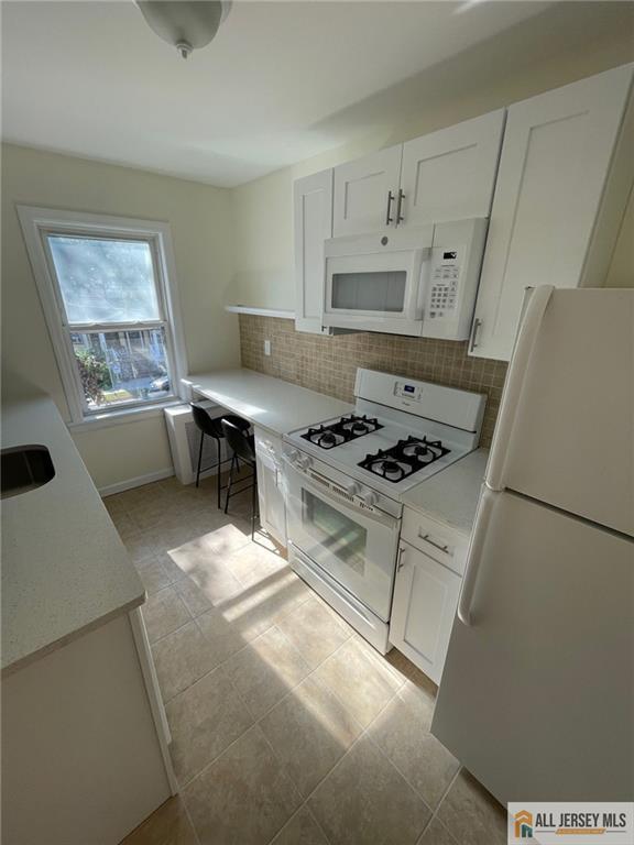 Building Photo - 258 2nd St