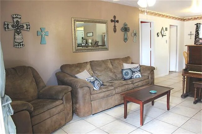 Foto del edificio - 93 S Shirley Ln