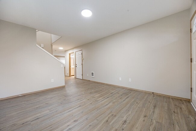 Photo - 4Bed/2.5 Bath available in SE Portland House