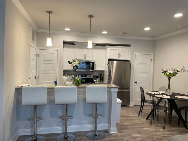 Foto del edificio - 202 W Creek Ln